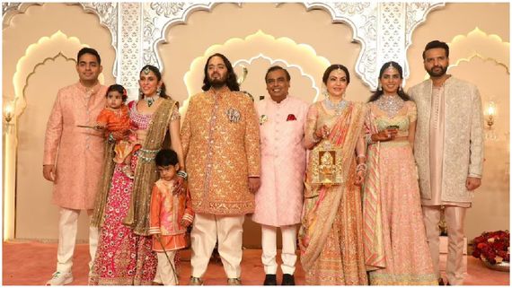 అంబానీ ఫ్యామిలీని పోషించేది నేనే.. నన్ను పెళ్లికి పిలవరా.. మాజీ సీఎం మనవరాలు సంచలన వ్యాఖ్యలు 