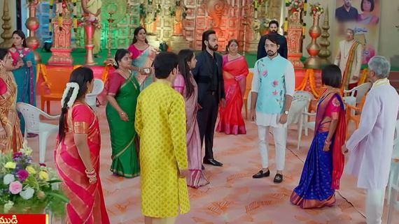 Brahmamudi August 9th episode: రుద్రాణిపై ఇందిరా దేవి ఫైర్.. కావ్య కుటుంబాన్ని సపోర్ట్ చేసిన అపర్ణ!