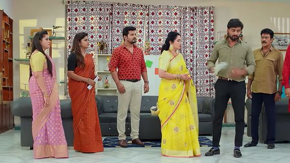 Guppedanta Manasu, August 26th episode: మహేంద్ర ప్రాణాలు కాపాడిన రిషి.. మనుని అపార్థం చేసుకున్న వసుధార! 