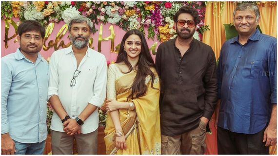 ప్రభాస్, హను రాఘవపూడి మూవీ.. సింగిల్ పోస్టర్‌తో స్టోరీ చెప్పేశారుగా 