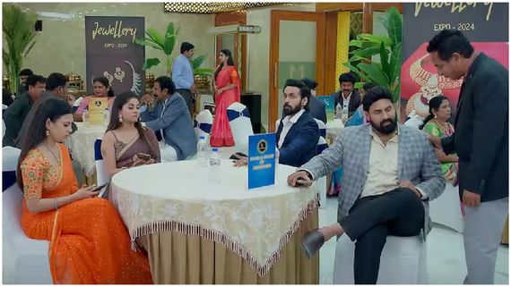 Brahmamudi October 4th episode : కావ్యతో రాజ్ తెగదెంపులు.. అనామిక చెంప పగులగొట్టిన కళావతి