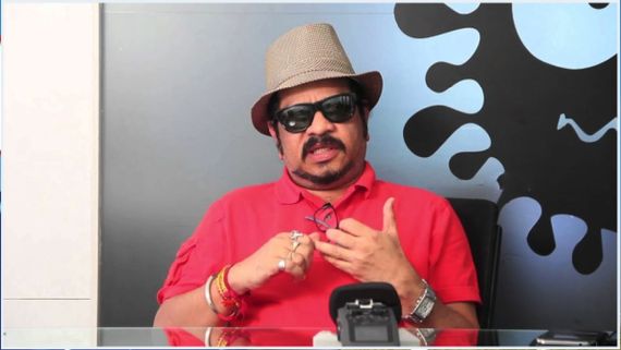 దుబాయ్ షేక్‌‌ల‌ పక్కలోకి .. ఒక్క నైట్‌‌కే ఎన్ని కోట్లంటే, ఆ హీరోయిన్ల గుట్టు విప్పిన స్టార్ డైరెక్టర్