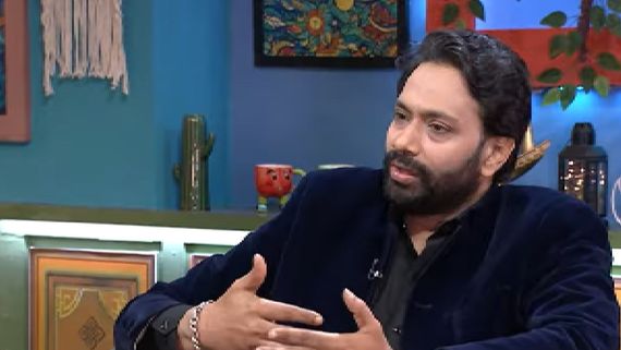 బిగ్‌బాస్ షో ఓ మెంటల్ కేసు .. ఆ కంటెస్టెంట్‌ను జంతువుతో పోలుస్తూ,  ఆదిత్య ఓం షాకింగ్ కామెంట్స్ 