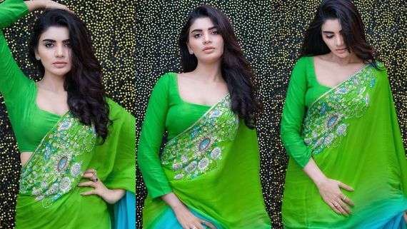 Jabardasth Varsha : చిలకపచ్చ చీరలో జబర్దస్త్ వర్ష సొగసులు .. ఆ స్పాట్‌లో పుట్టుమచ్చ చూపెడుతూ