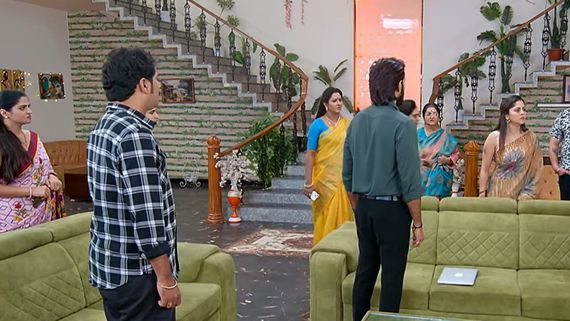 Brahmamudi December 14th Episode : సీతారామయ్యని ముంచేసిన మిత్రుడు ..  రాజ్ పీకల మీదకి, కుటుంబం రోడ్డు పాలేనా? 