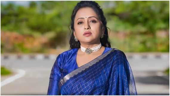 సుమ బండారం బయటపెట్టిన యూట్యూబర్ .. గంట షూటింగ్‌కొస్తే