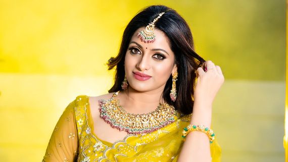 స్టార్ యాంకర్ ఉదయభానును తొక్కేసిందెవరు? ఐదేళ్ల పాటు దారుణంగా