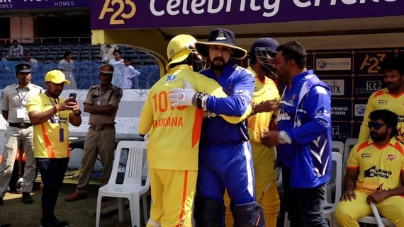 CCL 2025 : చెన్నై కొంపముంచిన ఎక్స్‌ట్రాలు.. టార్గెట్ ఊదేసిన కర్ణాటక, ఎన్ని బంతుల్లో అంటే? 