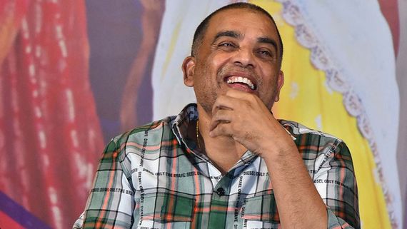 ఎట్టకేలకు దిల్ రాజుకి జ్ఞానోదయం..  ఆ డైరెక్టర్ పనితో మళ్ళీ పాత రోజులు వస్తాయా?