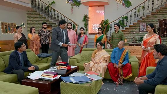 Brahmamudi February 17th Episode : రాజ్ ఉగ్రరూపం, నిండా మునిగిన సామంత్.. సీతారామయ్య కాళ్లపై పడ్డ ప్రకాశం 