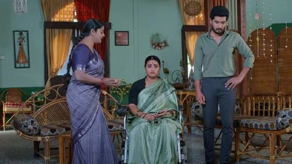 Karthika deepam 2 March 15th Episode : జ్యోత్స్న చెంపలు వాయించిన దీపా.. కార్తీక్ బాబుకు మొదలైన టెన్షన్!