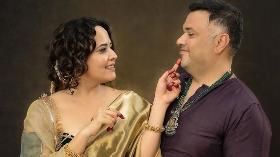 రాముడు సరే.. నీ భర్త కట్టిన తాళి ఏది? అనసూయ శ్రీరామనవమి పోస్టుపై దారుణంగా ట్రోల్స్