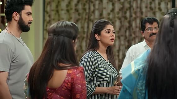 Brahmamudi April 22nd Episode : సీక్రెట్‌ ఏజెంట్‌‌‌గా రాజ్.. దుగ్గిరాల ఫ్యామిలీకి షాకిచ్చే ప్లాన్‌తో రుద్రాణి