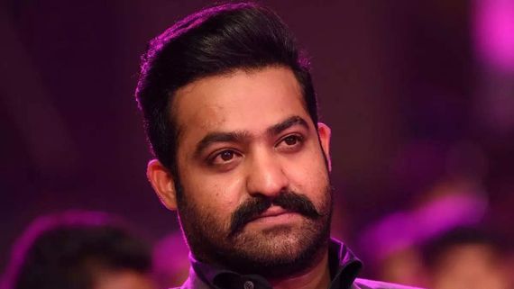 షూటింగులో జూనియర్ ఎన్టీఆర్‌కు ప్రమాదం.. తృటిలో తప్పించుకొన్న యంగ్ టైగర్