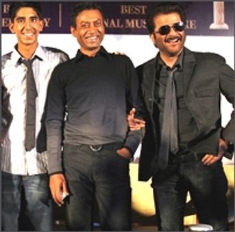 'स्लमडॉग को अवॉर्ड न देना आसान नहीं'