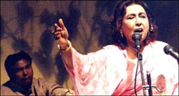 गायिका इक़बाल बानो नहीं रहीं