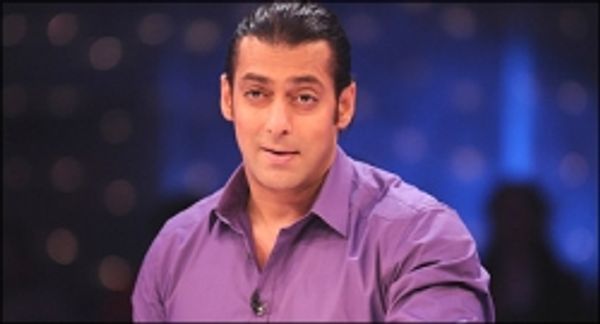 'दस का दम' में दिखेगी करिश्मा-करीना की जोड़ी