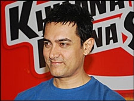 क्यों आई आमिर को मां की याद?