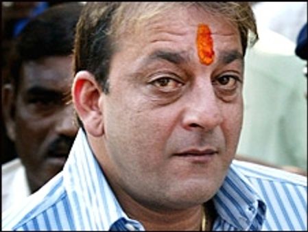 नई 'अग्निपथ' के कांचा चीना संजय दत्त