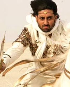 अभिषेक को स्‍थापित करने में नाकाम रही द्रोण