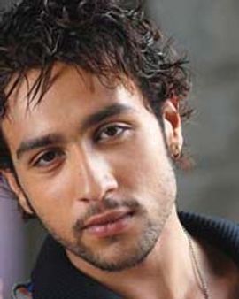 हर फिल्‍म में बेटे को लेंगे शेखर सुमन