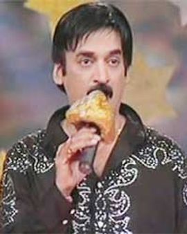 पाक कलाकार के साथ दुर्व्यवहार