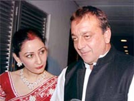 मैं संजू की रक्षक हूं: मान्‍यता