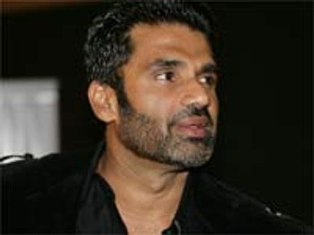 अक्षय सबसे फिट अभिनेता हैं: सुनील