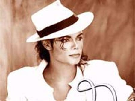 माइकल जैकसन पर मुकदमा!