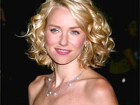 नाओमी वाट्स को चाहिए बिटिया