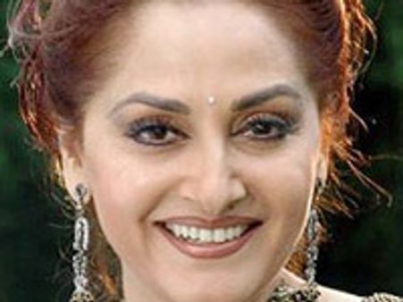 फिल्‍मी पर्दे पर लौटी जया प्रदा