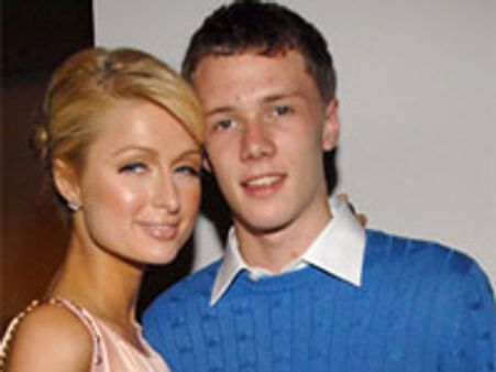 पेरिस हिल्टन के भाई पर मुकदमा!