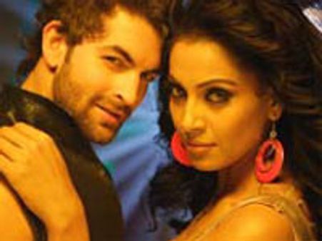 नील नीतिन को भाई बिपाशा