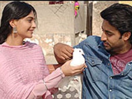 दिल्‍ली 6: अपनी जमीन की पड़ताल