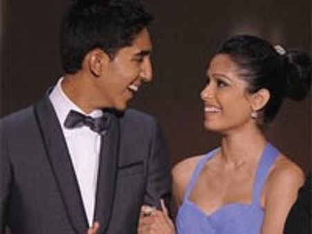 देव-फ्राइडा डेटिंग पर?