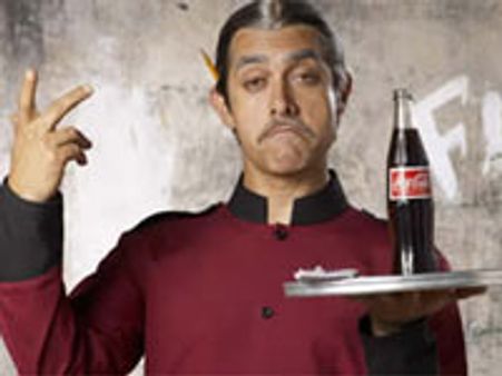 देखें आमिर की कामेडी फिल्‍म