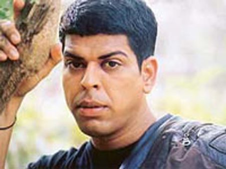 फिल्म 13 बी में होंगे मुरली शर्मा