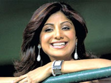 टीम के साथ होली खेलेंगी शिल्‍पा