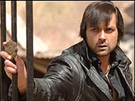 तेलगू फिल्‍म पर है एक द पावर..