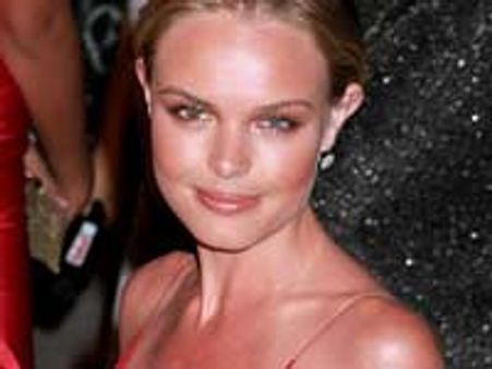 बॉसवर्थ और रॉसयू अलग हुए