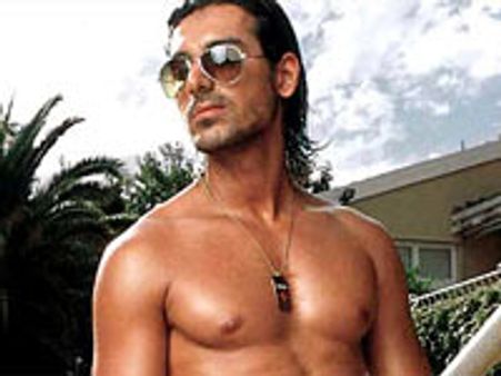 जॉन अब्राहम के लिए जिमखाना खुला!