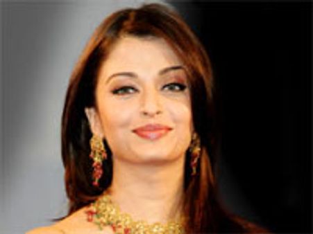 काफी व्‍यस्‍त रहेंगी ऐश्‍वर्या