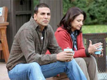 समीक्षा: एट बाय टेन तस्वीर