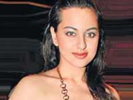 शत्रुघ्‍न सिंहा की बेटी भी फिल्‍मों में