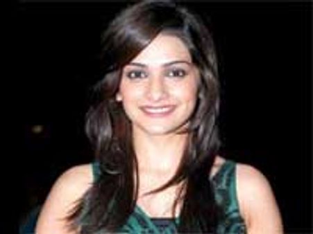 बोल्‍ड सीन से घबराई प्राची देसाई