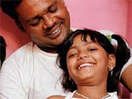 पिता सपने में भी नही बेच सकते: रूबिना