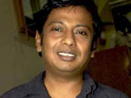 छोटी कहानियों पर फिल्म बनाएंगे ओनीर