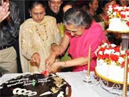 अभिनेत्री शम्मी हुईं 80 साल की!