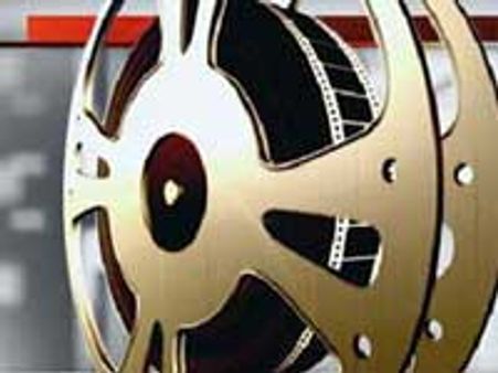 दो हफ्ते बाद रिलीज होंगी नई फिल्‍में