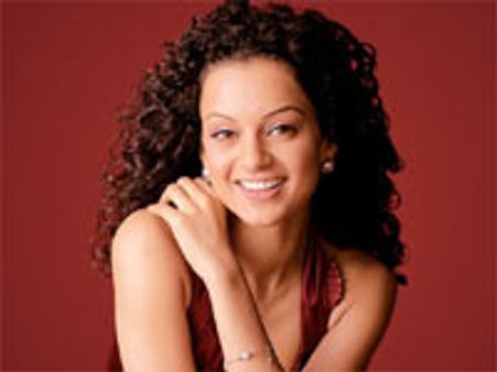 कंगना को मिला हालीवुड का न्‍योता